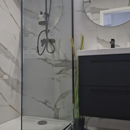 Elite 5 Jezyce- Baranczaka 5 Poznań